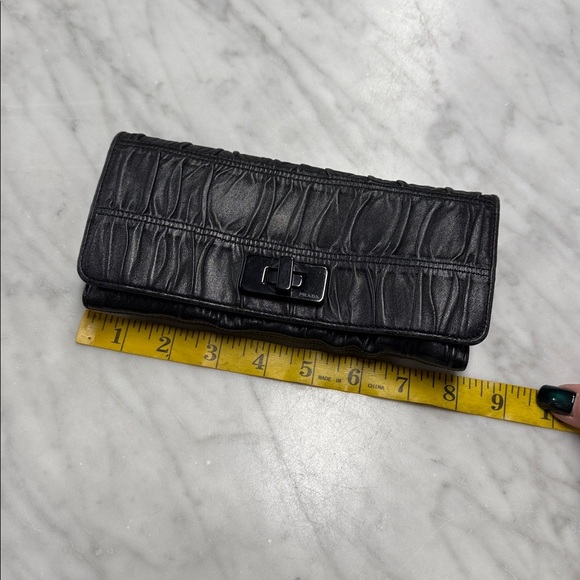 Prada Black Leather Gaurfre Pleat Wallet - Picture 12 of 14